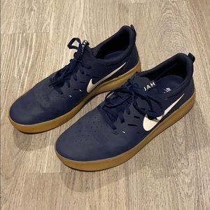 Nike SB Nyjah free (Navy,8.5)